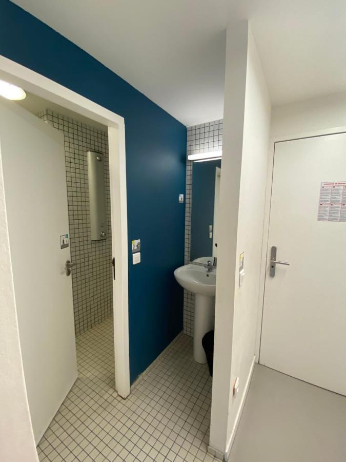Auberge De Jeunesse Hi 里尔 外观 照片